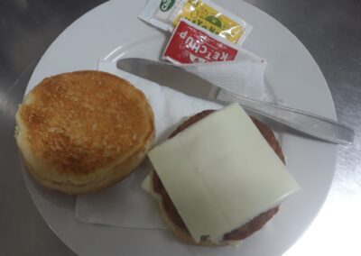 hamburguesa con queso en Lucena